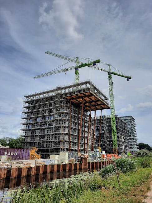 Daytime, High-rise building, Construction, Crane, Apartment